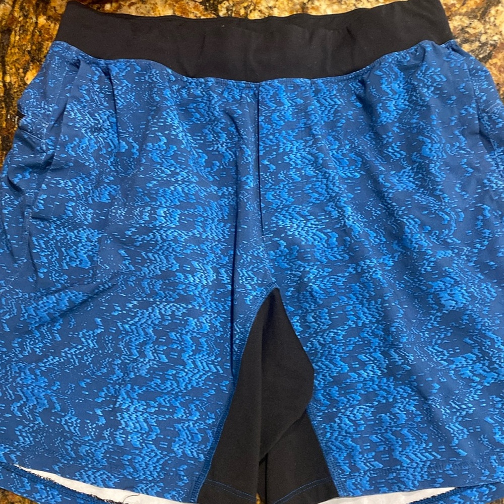 Men’s Lululemon shorts